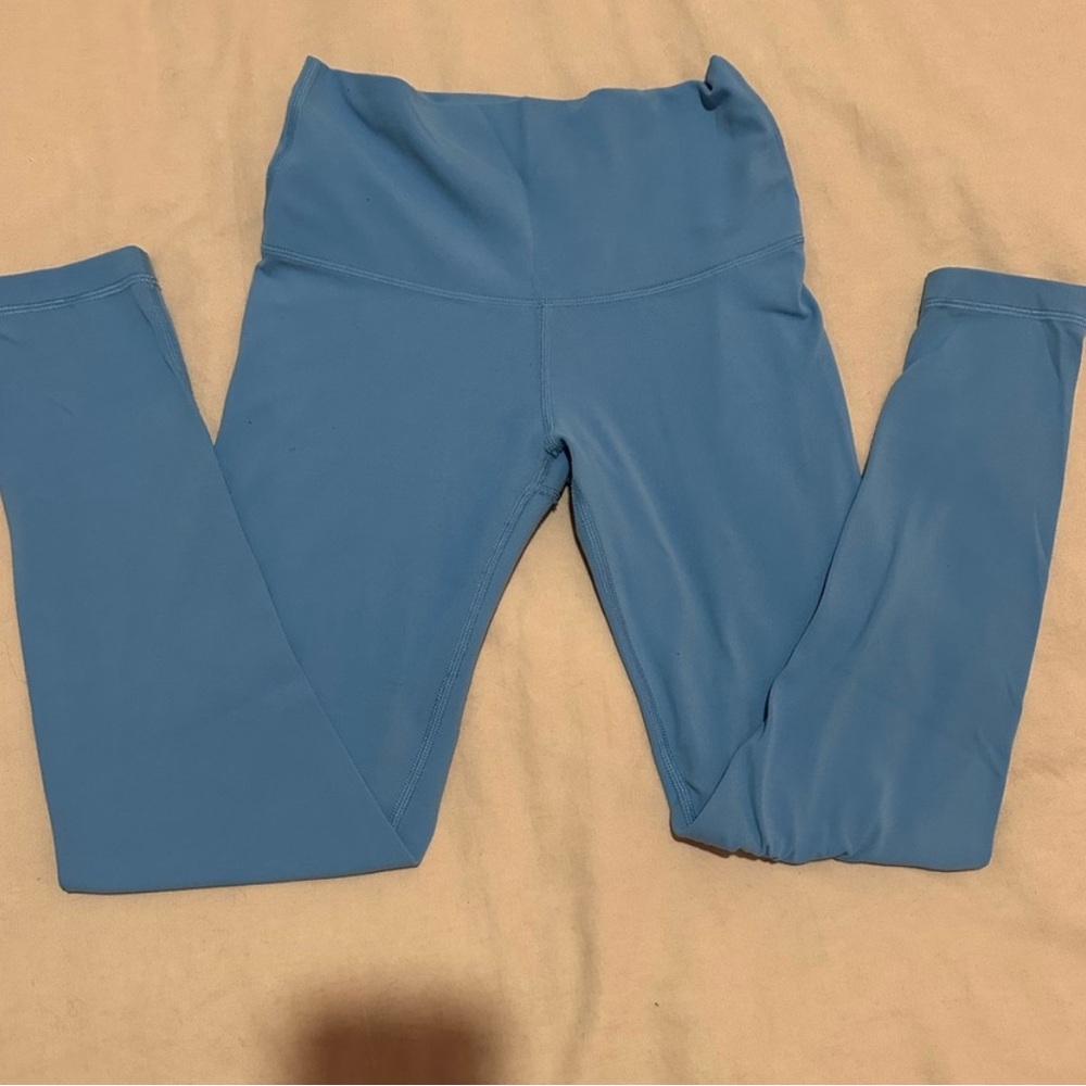 Aritzia TNA Leggings